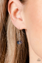 Load image into Gallery viewer, Paparazzi Sheen Season - Blue Necklace
