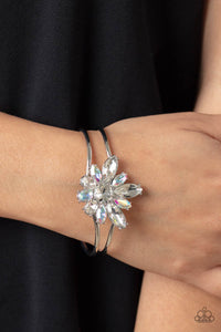 Paparazzi Chic Corsage - White Bracelet