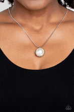 Load image into Gallery viewer, Paparazzi Haute Hybrid - White Necklace
