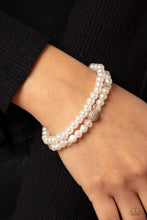 Load image into Gallery viewer, Paparazzi Countess Cutie - Gold Bracelet

