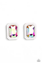 Load image into Gallery viewer, Paparazzi Edgy Emeralds - Multi Earrings
