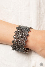 Load image into Gallery viewer, Paparazzi DECO in the Rough - Silver Bracelet
