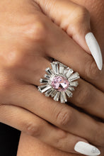 Load image into Gallery viewer, Paparazzi Starburst Season - Pink Ring
