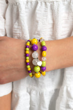 Load image into Gallery viewer, Paparazzi Heartfelt Haven - Green Bracelet
