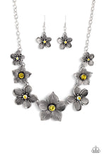 Load image into Gallery viewer, Paparazzi Free FLORAL - Yellow Necklace
