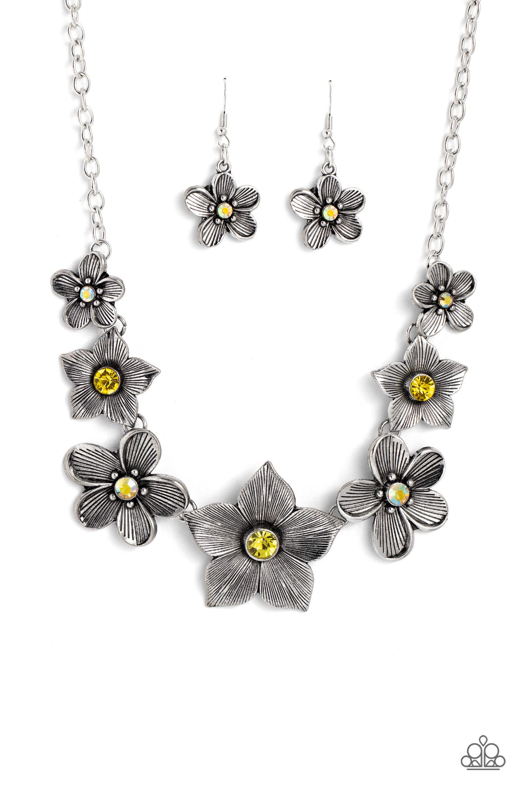 Paparazzi Free FLORAL - Yellow Necklace