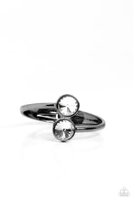 Load image into Gallery viewer, Paparazzi Daily Dazzle - Black Bracelet

