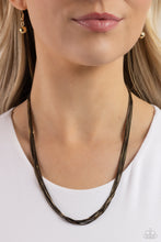 Load image into Gallery viewer, Paparazzi Salvaging Sass - Black Necklace
