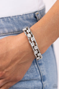 Paparazzi Scattered Springtime - White Bracelet