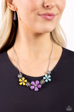 Load image into Gallery viewer, Paparazzi Growing Garland - Purple Necklace
