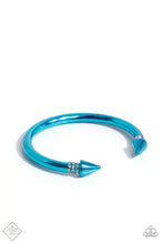 Load image into Gallery viewer, Paparazzi Punky Plot Twist - Blue Bracelet
