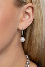 Load image into Gallery viewer, Paparazzi Eclectic Embellishment - White Necklace
