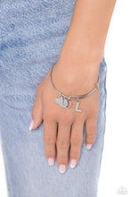 Load image into Gallery viewer, Paparazzi Making It INITIAL L - Silver Bracelet
