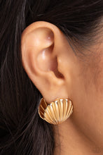 Load image into Gallery viewer, Paparazzi Seashell Surprise - Gold Earrings
