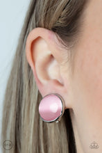 Load image into Gallery viewer, Paparazzi Cool Pools - Pink Earring
