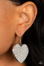 Load image into Gallery viewer, Paparazzi Spellbinding Sweetheart / Romantic Reign - White Set
