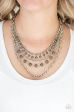 Load image into Gallery viewer, Paparazzi Ground Forces - Green Necklace
