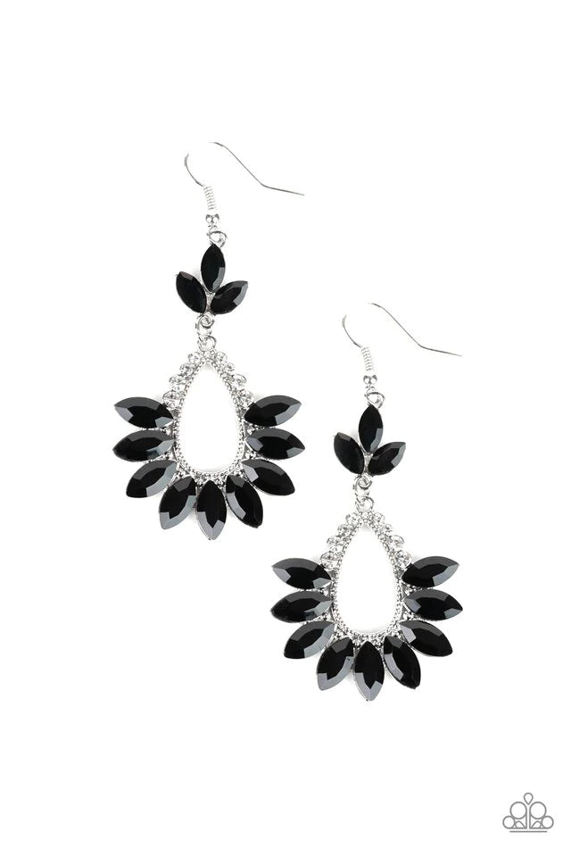 Paparazzi Extra Exquisite - Black Earring