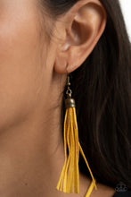 Load image into Gallery viewer, Paparazzi Feel At Homespun - Yellow
